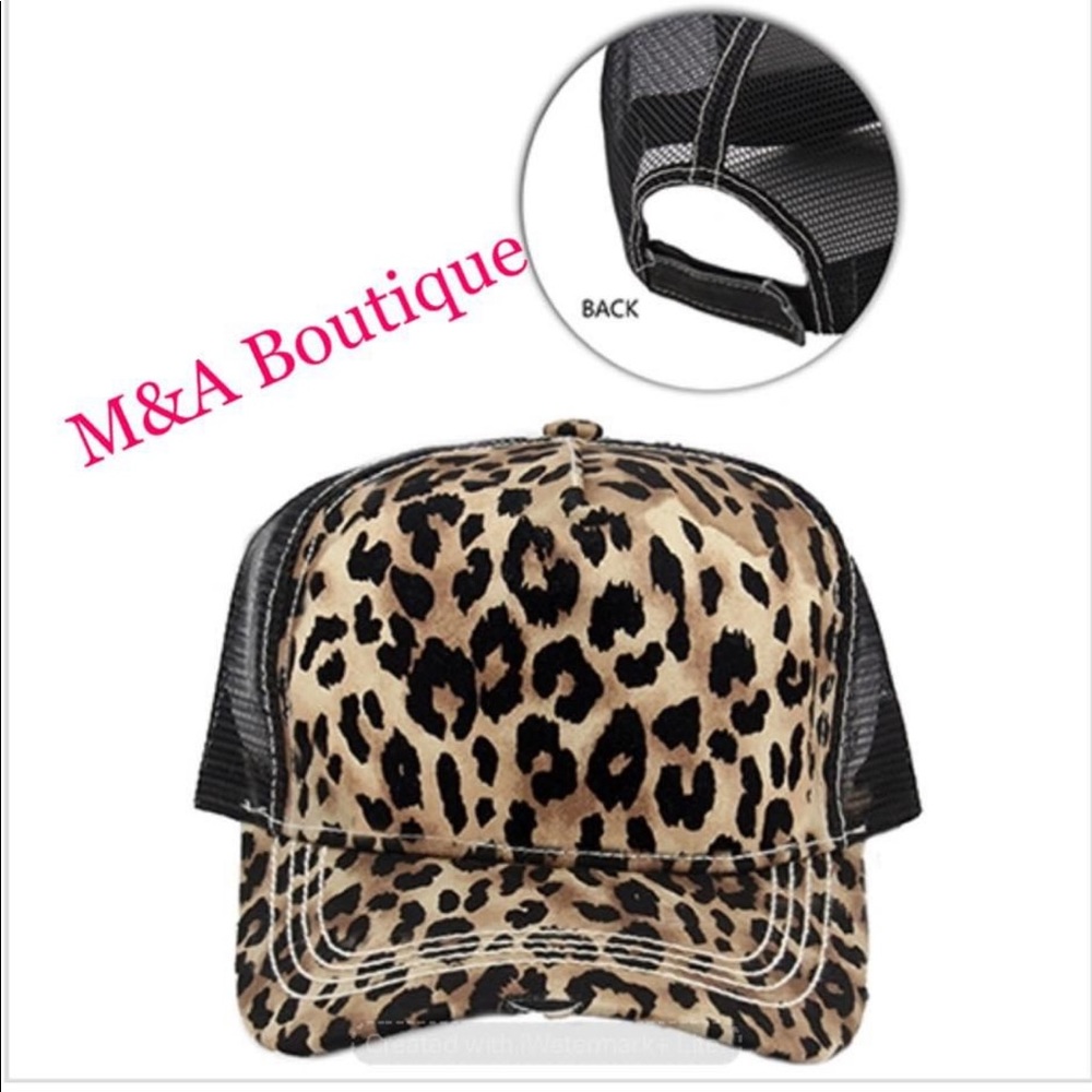 Cute leopard cap